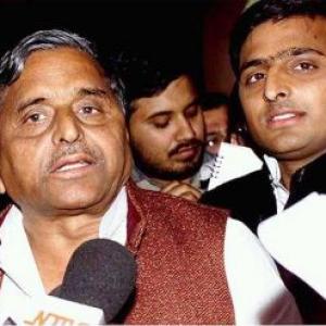 SC order leaves Mulayam and son high and dry