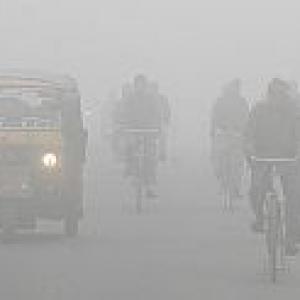 Delhi shivers at season-low of 5.5 degrees