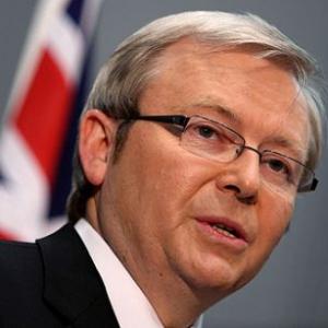 Ex-Aus PM Rudd quits as FM; slams Gillard