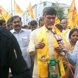 Hyderabad: Chandrababu Naidu, top party leaders detained
