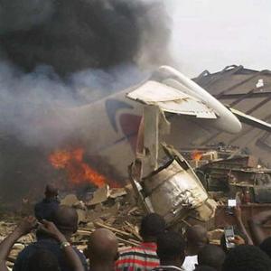 PIX: Nigeria air tragedy death toll reaches 193