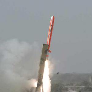 Pix: Pak test fires 700 km-nuke missile that can hit India
