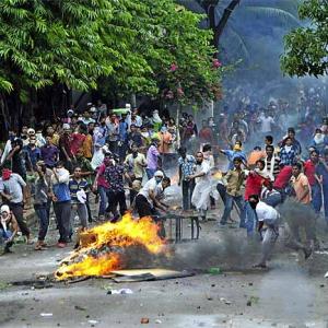 Death toll in Bangladesh violence rises to 6