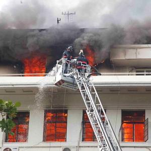 Mantralaya fire: Maha CM orders probe, structural audit