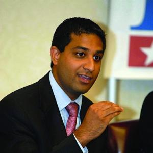 Indian-origin legislator puts political career on pause