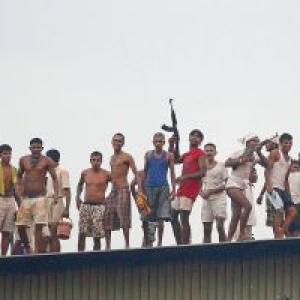 9 dead, 35 injured in Colombo prison riot