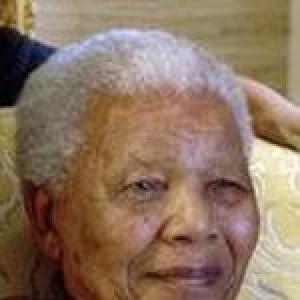 Mandela is fine, getting better in hospital: Wife