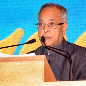 Take notes UPA! Here are Pranab's tips