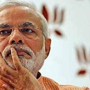 Sivagiri mutt's invitation to Modi sparks political storm