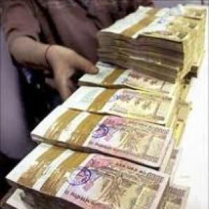 Kolkata chit fund scam: Chairman, 2 officials arrested