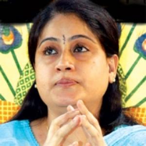 TRS to suspend MP Vijayashanthi for anti-party activities
