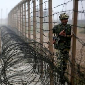 Heavy exchange of fire overnight at LoC in Poonch