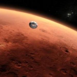 Mars mission travels beyond Earth's sphere of influence
