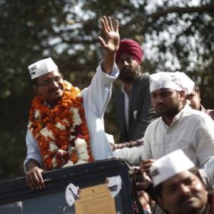 Kejriwal to be sworn in as Delhi CM on Saturday at Ramlila Maidan