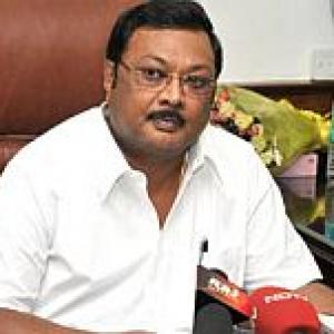 Karunanidhi successor: Upset Alagiri says DMK is no mutt