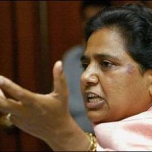 Mayawati sounds poll bugle, highlights 'jungle raj', false promises to woo voters