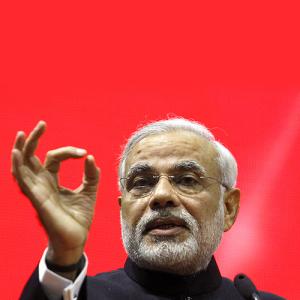 UPA govt 'remote controlled', 'lame': Modi