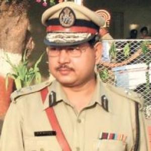 Ishrat case: Top cop Pandey gets further relief from HC