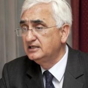 RTI objectives can't be allowed to run riot: Khurshid