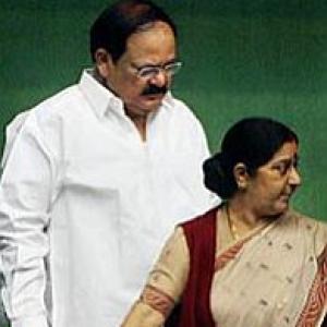 Sushma, other senior BJP leaders rush to pacify Advani