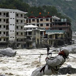 PIX: Bad weather, fresh landslides hamper U'khand rescue ops