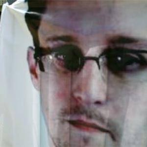 US asks Russia to expel Snowden without delay
