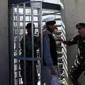 US military hands over Bagram prison to Afghan govt
