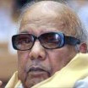 Jayalalithaa accuses DMK chief of doublespeak