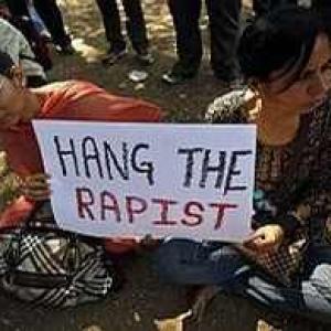 Delhi gang rape: I feel harassed by counsel, says witness