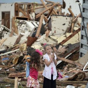 Tornado ravages Oklahoma; 20 kids among 90 killed