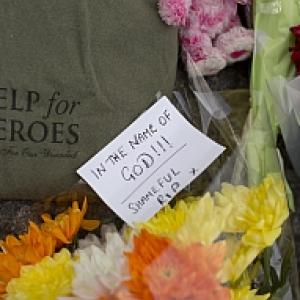 Woman tried to talk down London terrorists