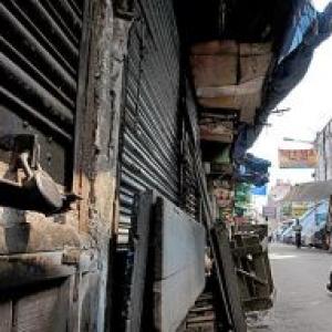 Cong workers call bandh, protest Naxal attack