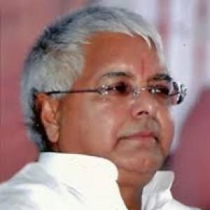 RJD stands by Lalu, says no changed in leadership