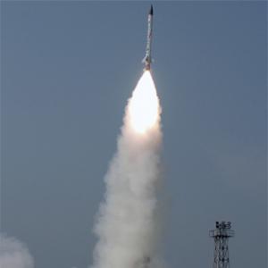 India test-fires Prithvi-II missile from mobile launcher
