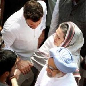 Rahul praises prime minister, calls him his 'guru'