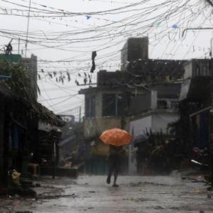 Most parts of coastal Andhra escape Cyclone Phailin's fury