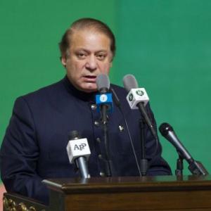 US should help resolve dangerous Kashmir issue: Sharif