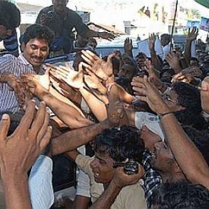 Jagan demands special assembly session on Telangana