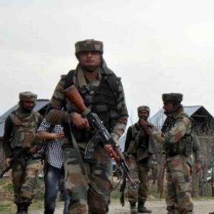 2 army officials, 3 militants killed as Shopian encounter ends
