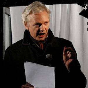 Assange supporters fear assassination attempt after Ecuadorian embassy broken-into