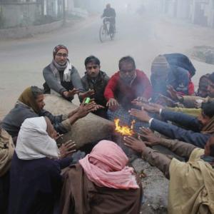 It's Decembrrrr: North India shivers under wave of biting cold