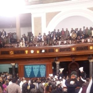 PHOTO: The chaotic scene inside the LS during Telangana Bill passage