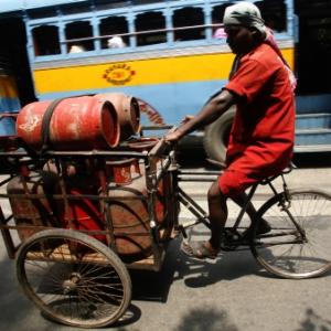 Cycles banned from major routes in Kolkata