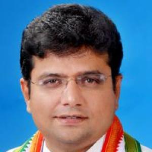 AP minister Sridhar Babu resigns over portfolio rejig