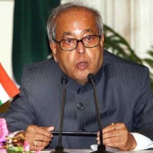 Pranab on R-Day: Election comes with a warning, perform or perish!