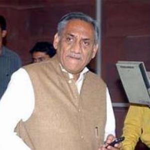 Will Bahuguna continue as Uttarakhand CM? Party to decide soon