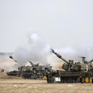 Israel pounds Gaza despite global peace efforts; toll at 620