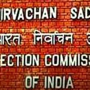Money transacted online to lure voters in polls: EC