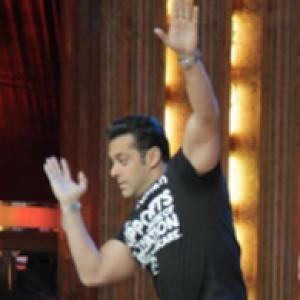 NO witnesses at hit-and-run trial against Salman Khan