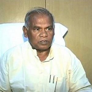 No entry in Bihar: Manjhi warns seven Union ministers